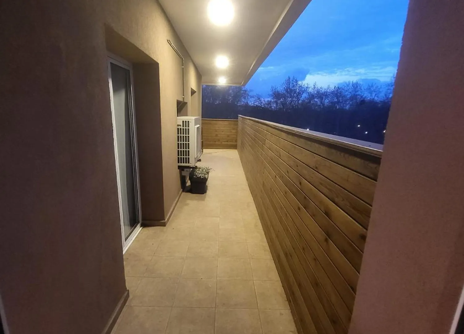 Turistic Girona - Piso De 1, 2 O 3 Habitaciones 0*,  Spain