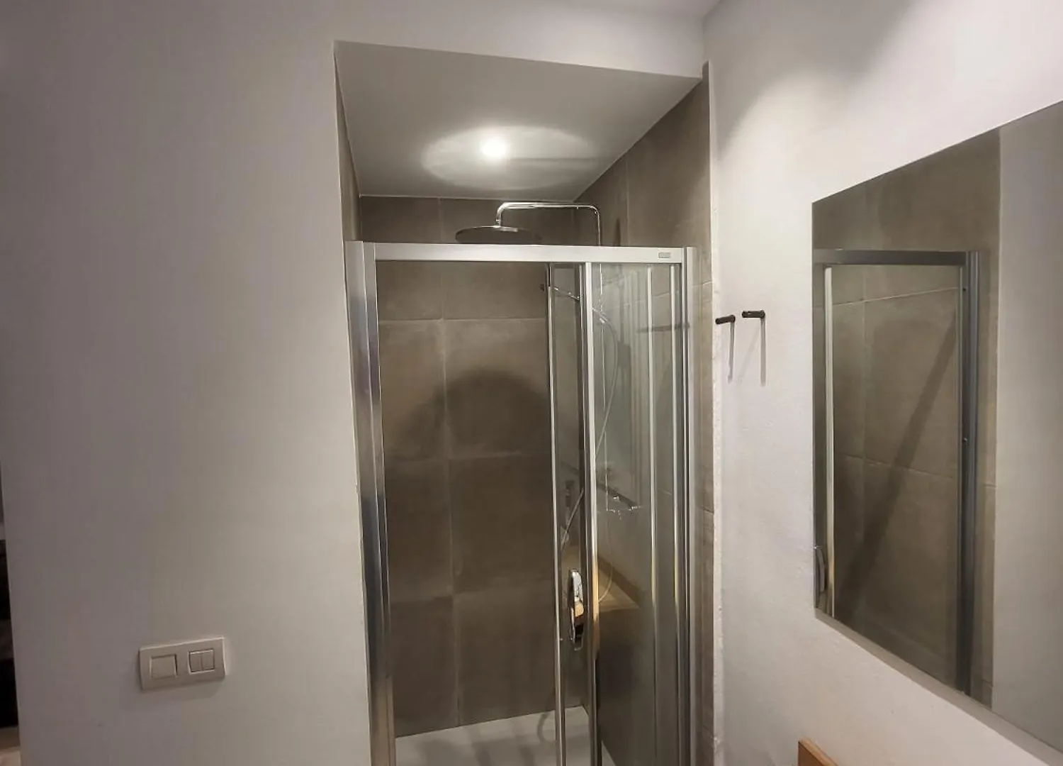 Apartment Turistic Girona - Piso De 1, 2 O 3 Habitaciones Spain