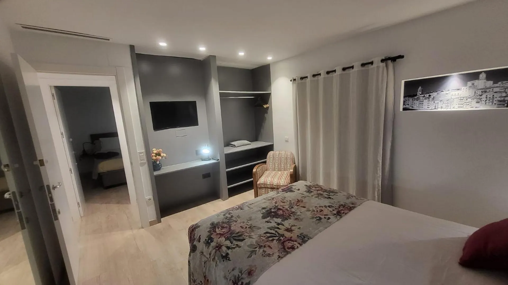 Turistic Girona - Piso de 3 habitaciones 0*,